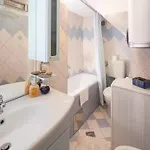 With Perfect Interior Nyaraló