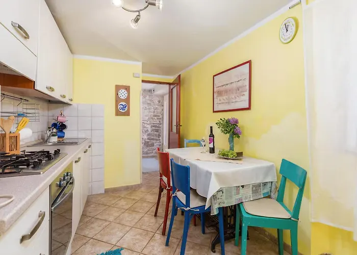 With Perfect Interior Vodnjan